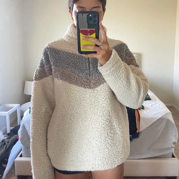 Harper Heritage Half-Zip Jacket (Francesca’s) - Picture 3 of 3